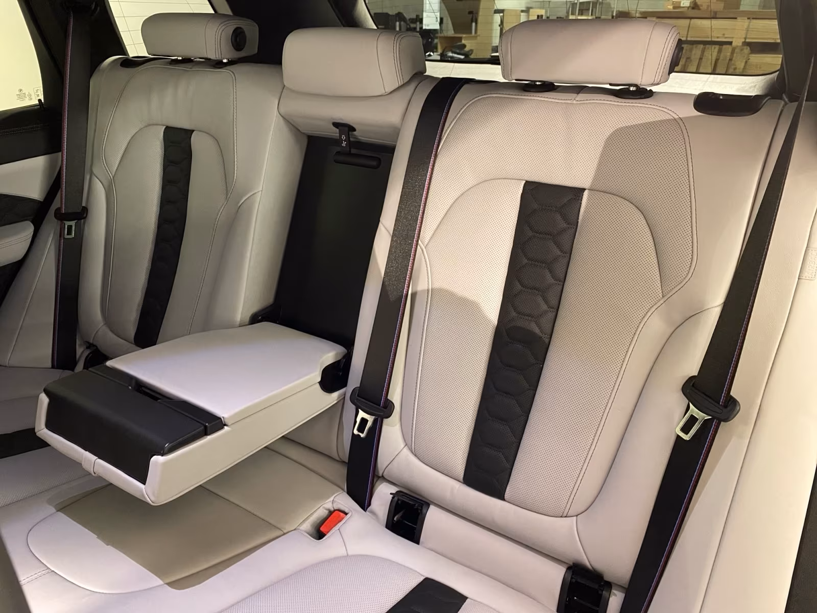 BMW X5M (foto 13/15)