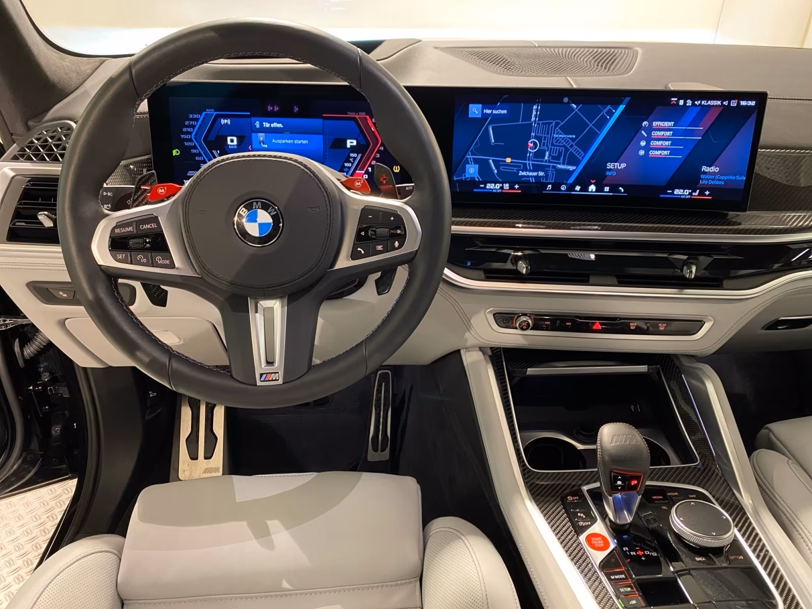 BMW X5M (foto 9/15)