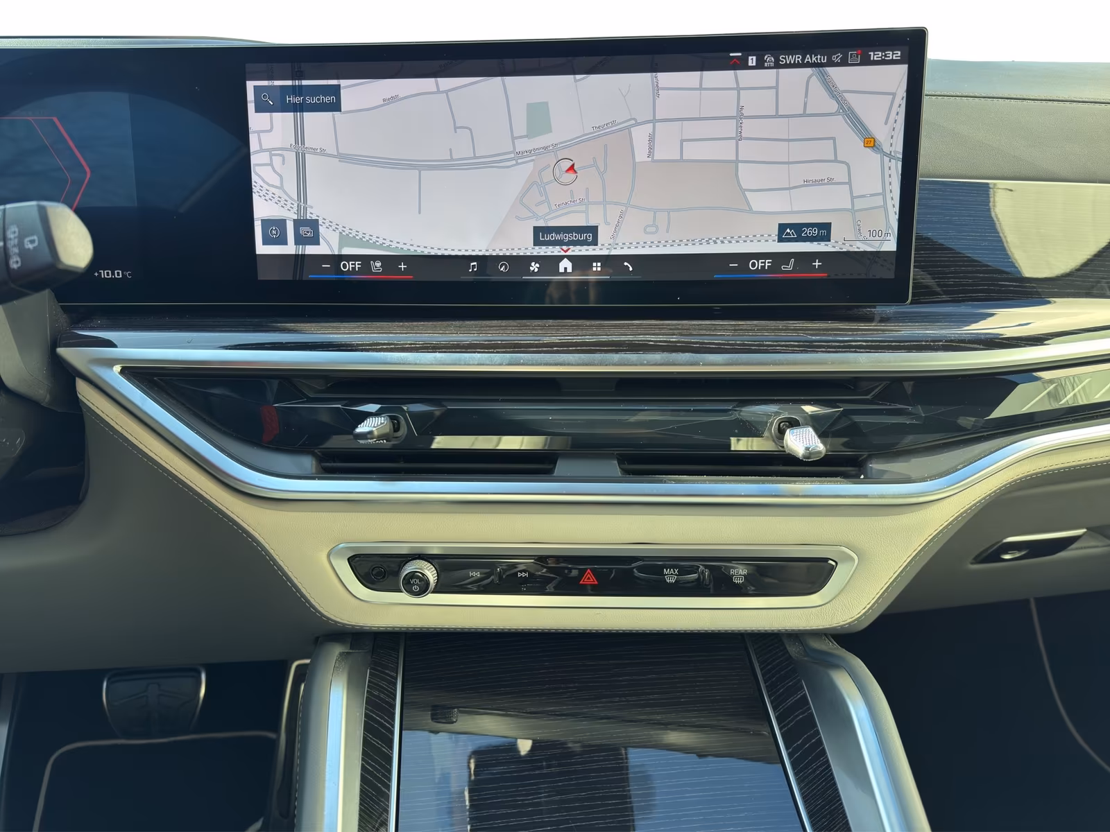 BMW X5M (foto 15/15)