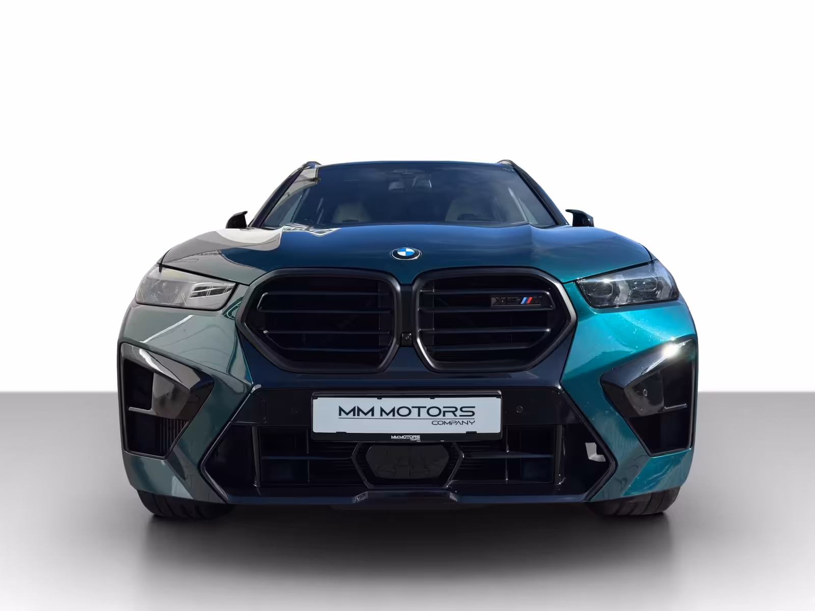 BMW X5M (foto 2/15)