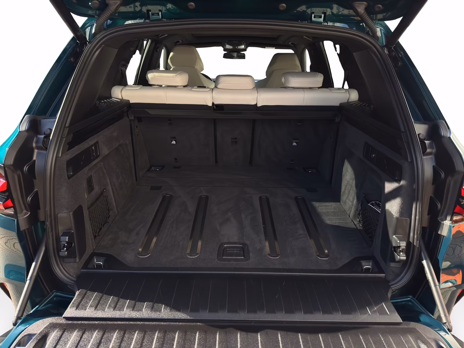 BMW X5M (foto 6/15)