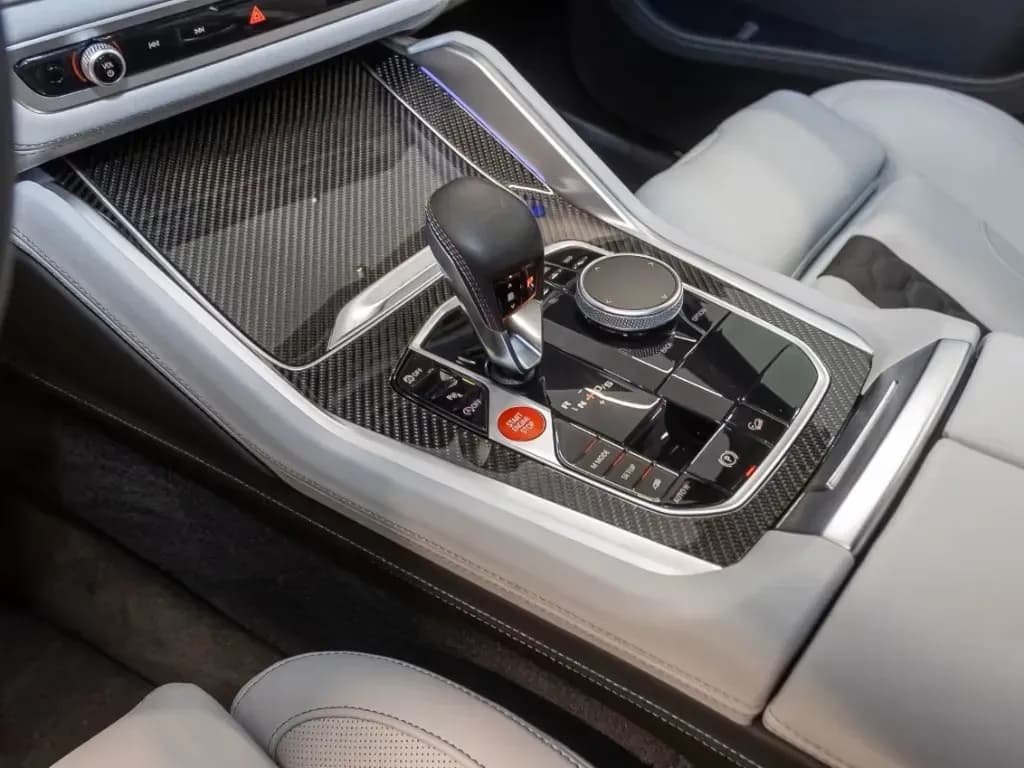 BMW X5 M (foto 16/23)