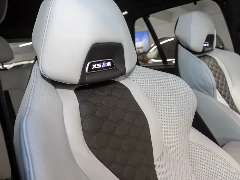 BMW X5 M (foto 21/23)
