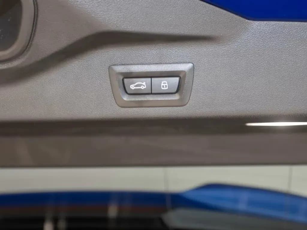 BMW X5 M (foto 7/23)