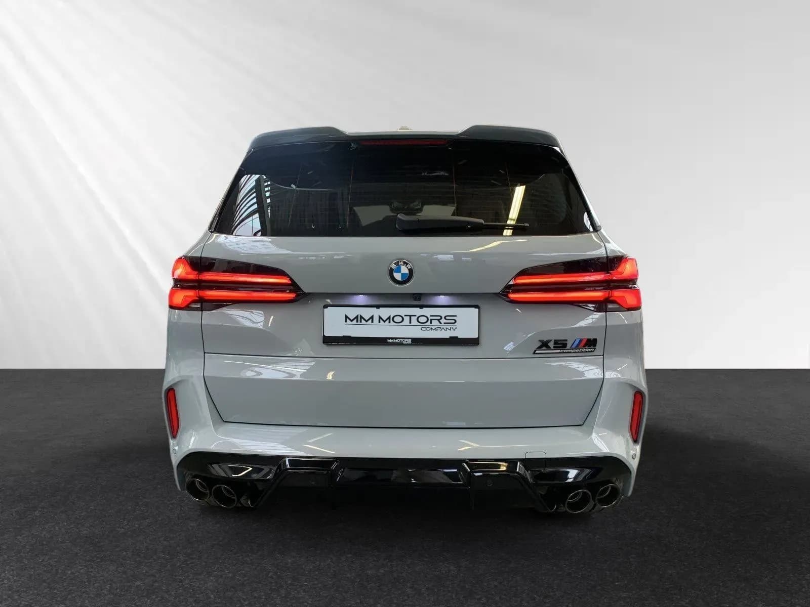 BMW X5M (foto 5/16)
