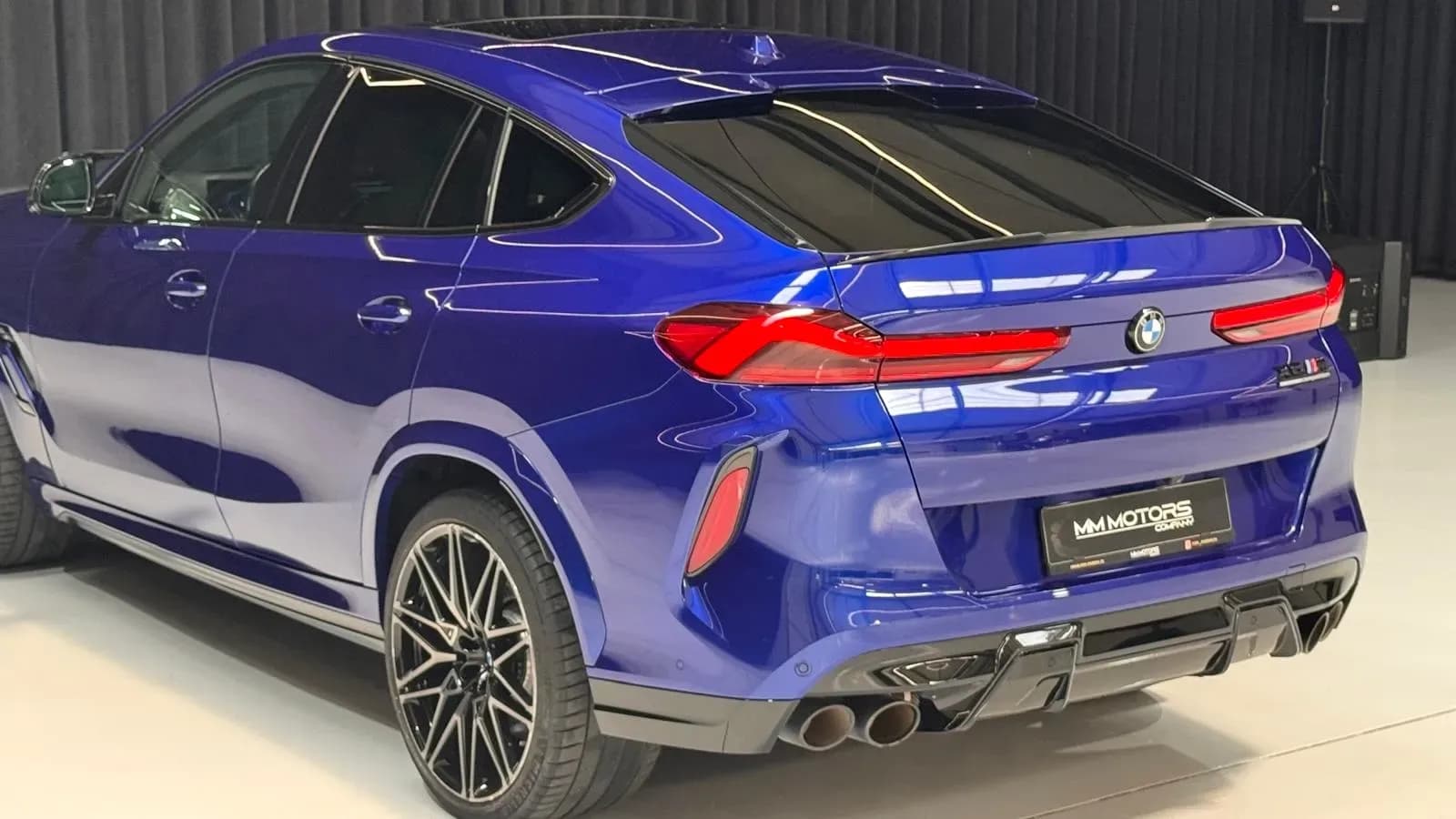 BMW X6 M (foto 22/30)