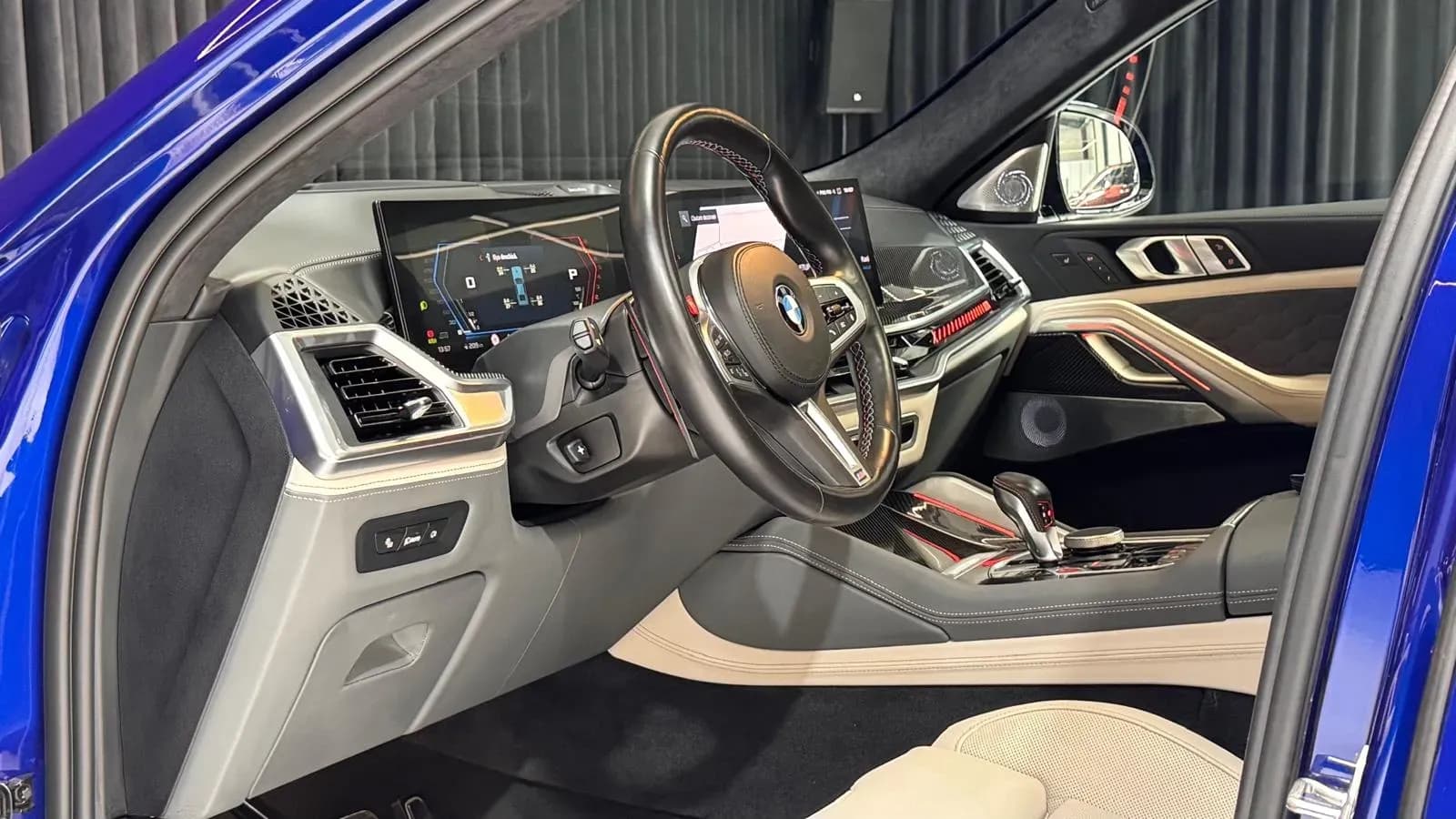 BMW X6 M (foto 24/30)