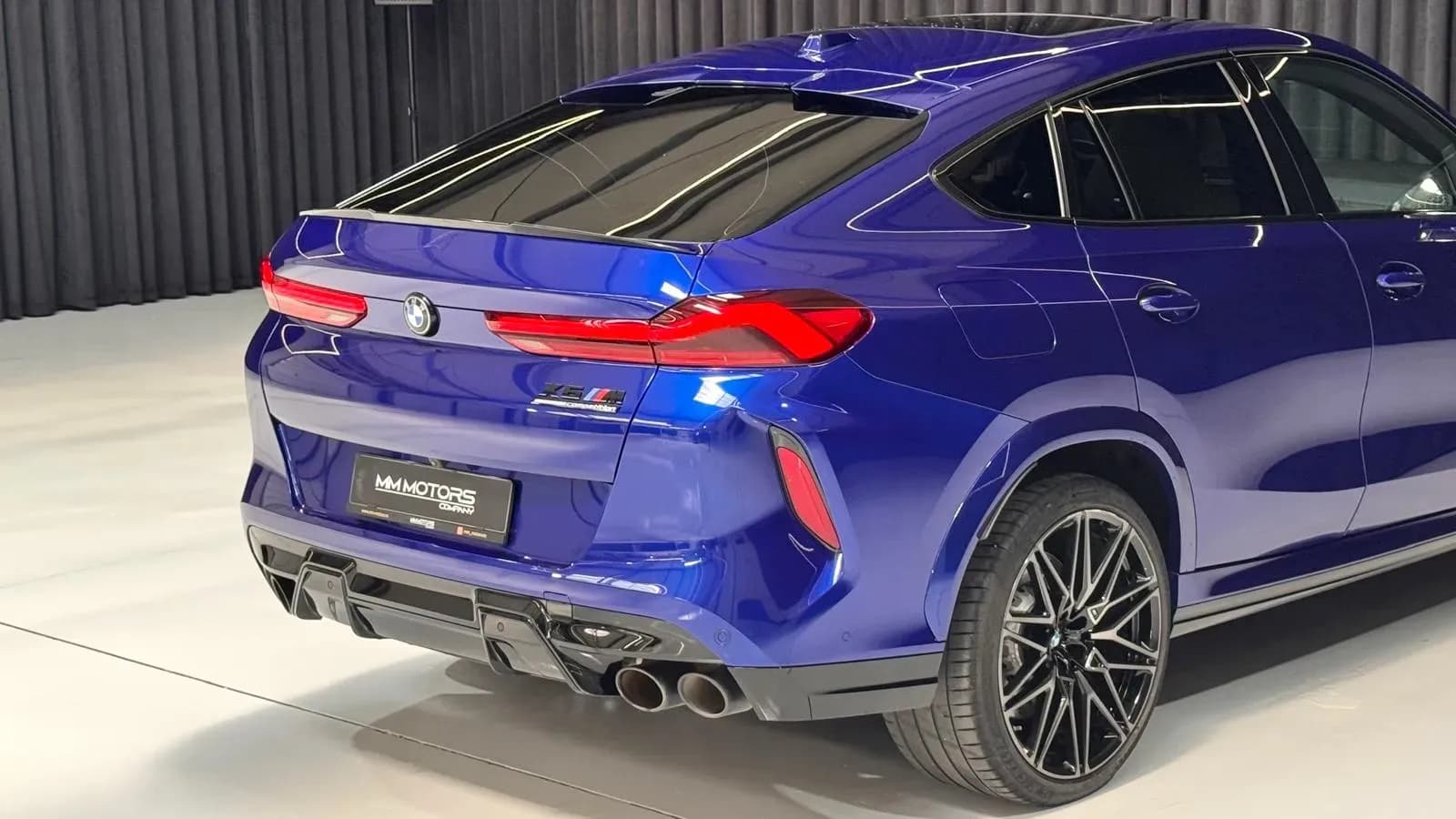 BMW X6 M (foto 21/30)