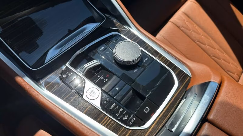 BMW X6 (foto 18/19)