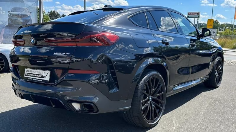 BMW X6 (foto 2/19)