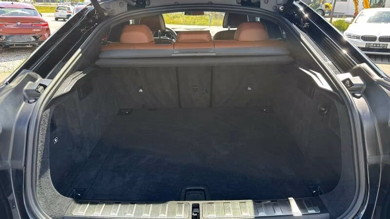 BMW X6 (foto 17/19)