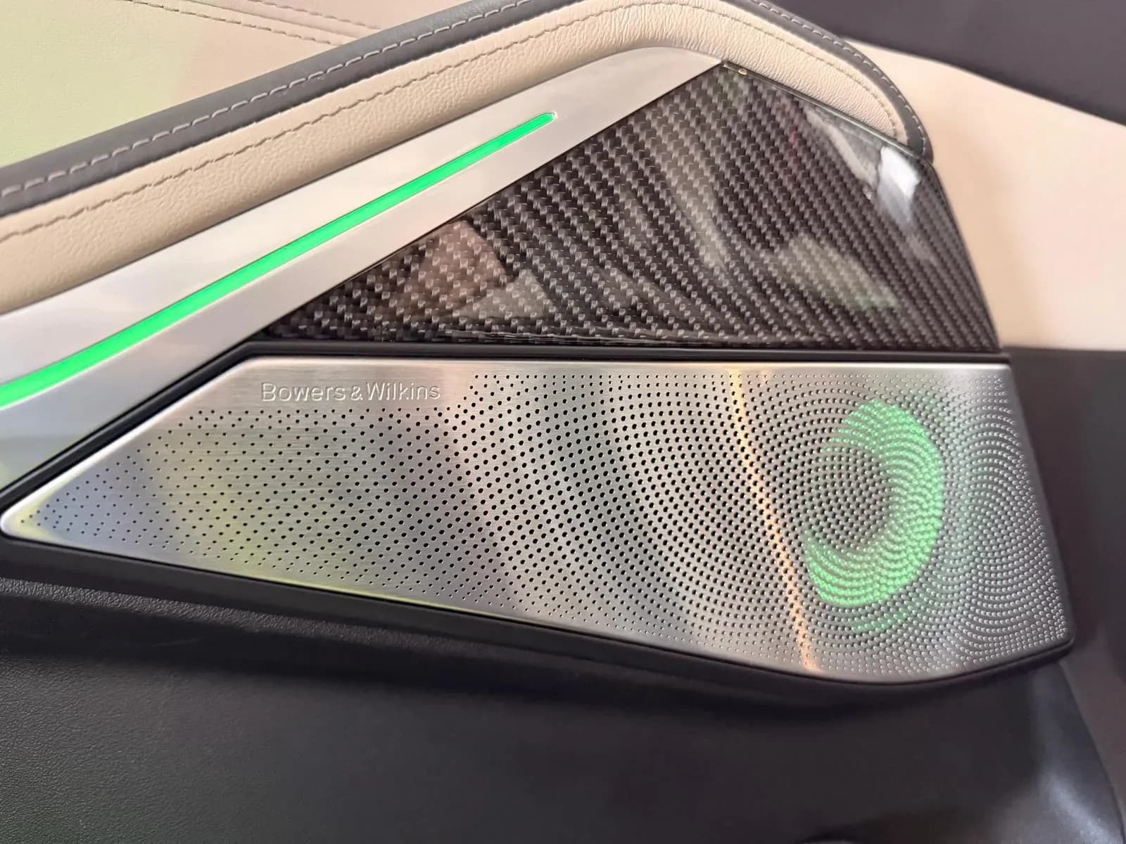 BMW X7 (foto 20/26)