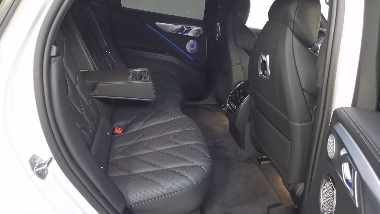 BMW XM (foto 30/30)