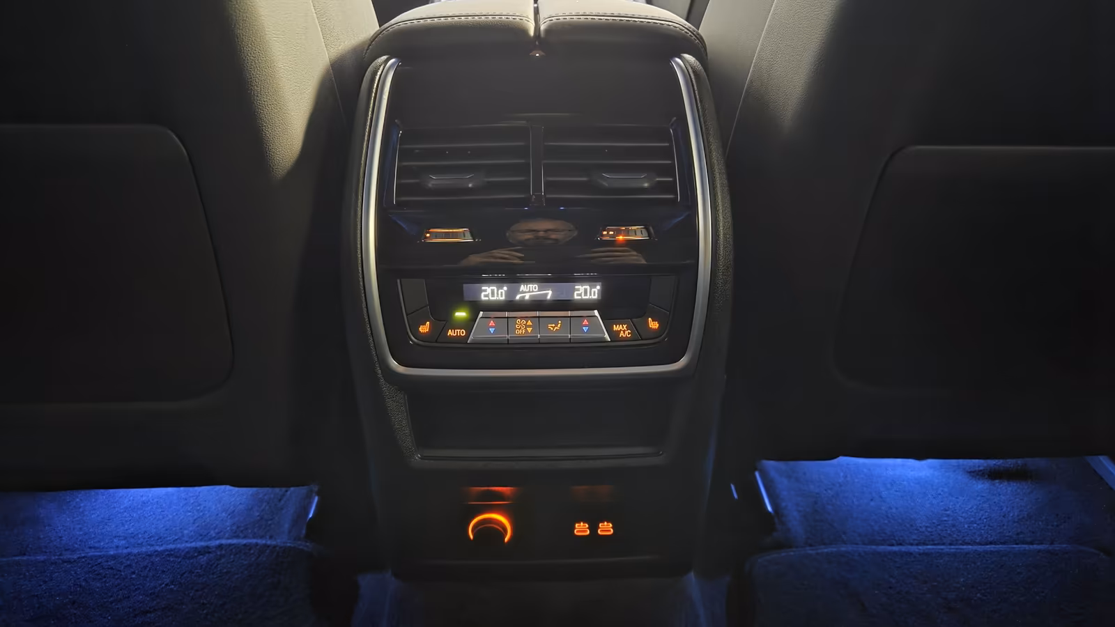 BMW XM (foto 29/30)