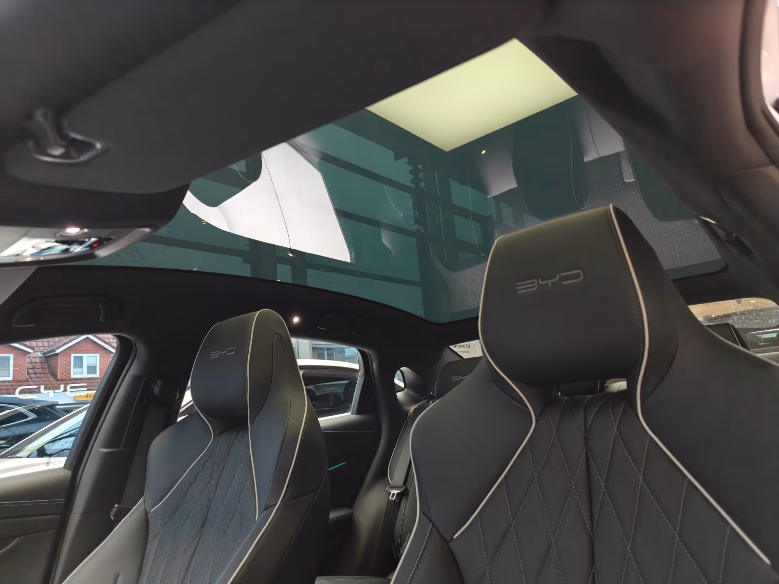 BYD SEAL (foto 14/20)