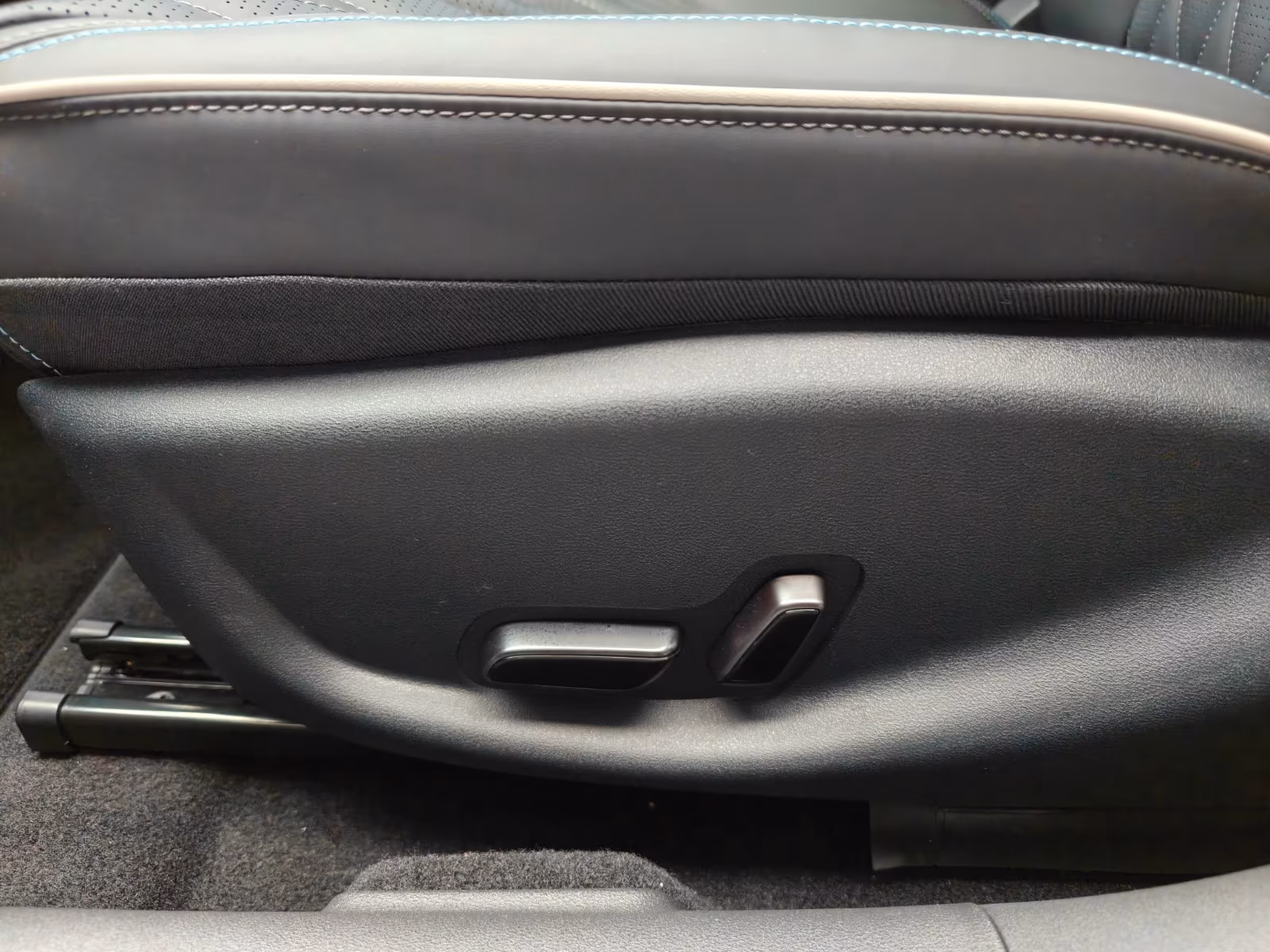 BYD SEAL (foto 13/20)
