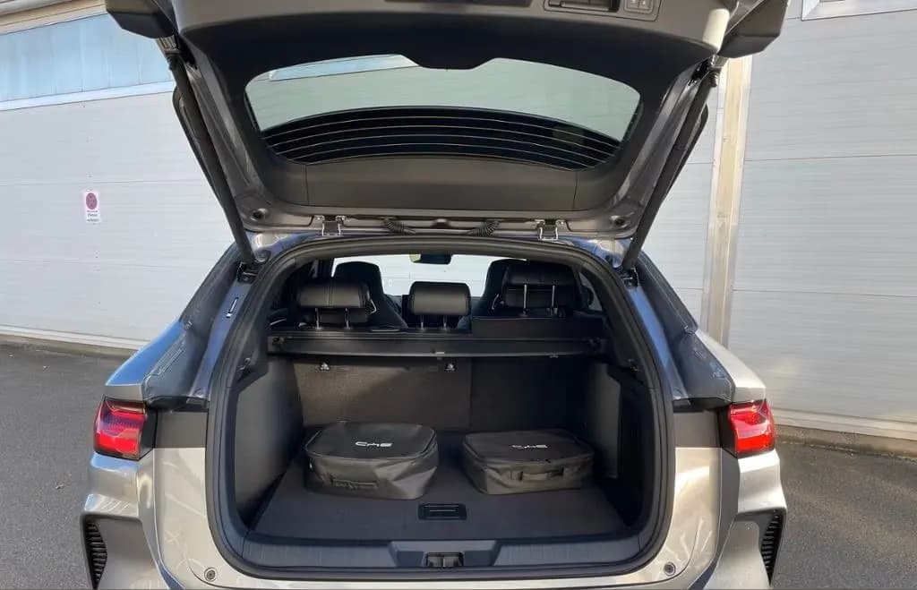 BYD SEAL U (foto 4/14)