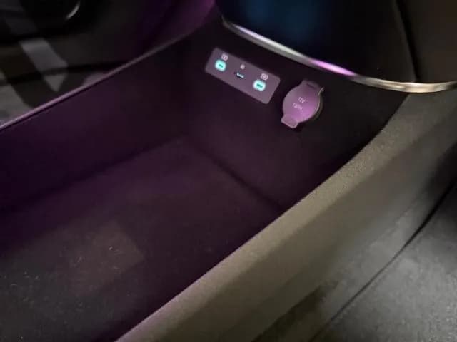 BYD SEALION 7 (foto 17/20)