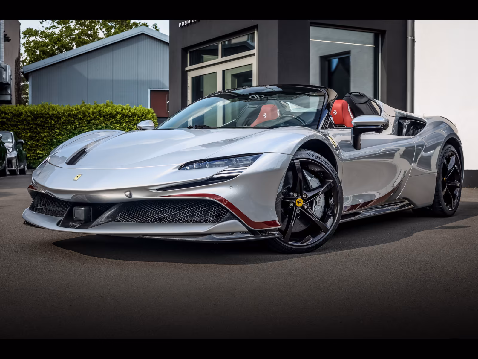 Ferrari SF90 (foto 7/29)