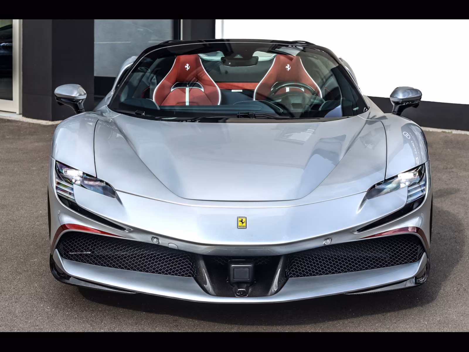 Ferrari SF90 (foto 9/29)