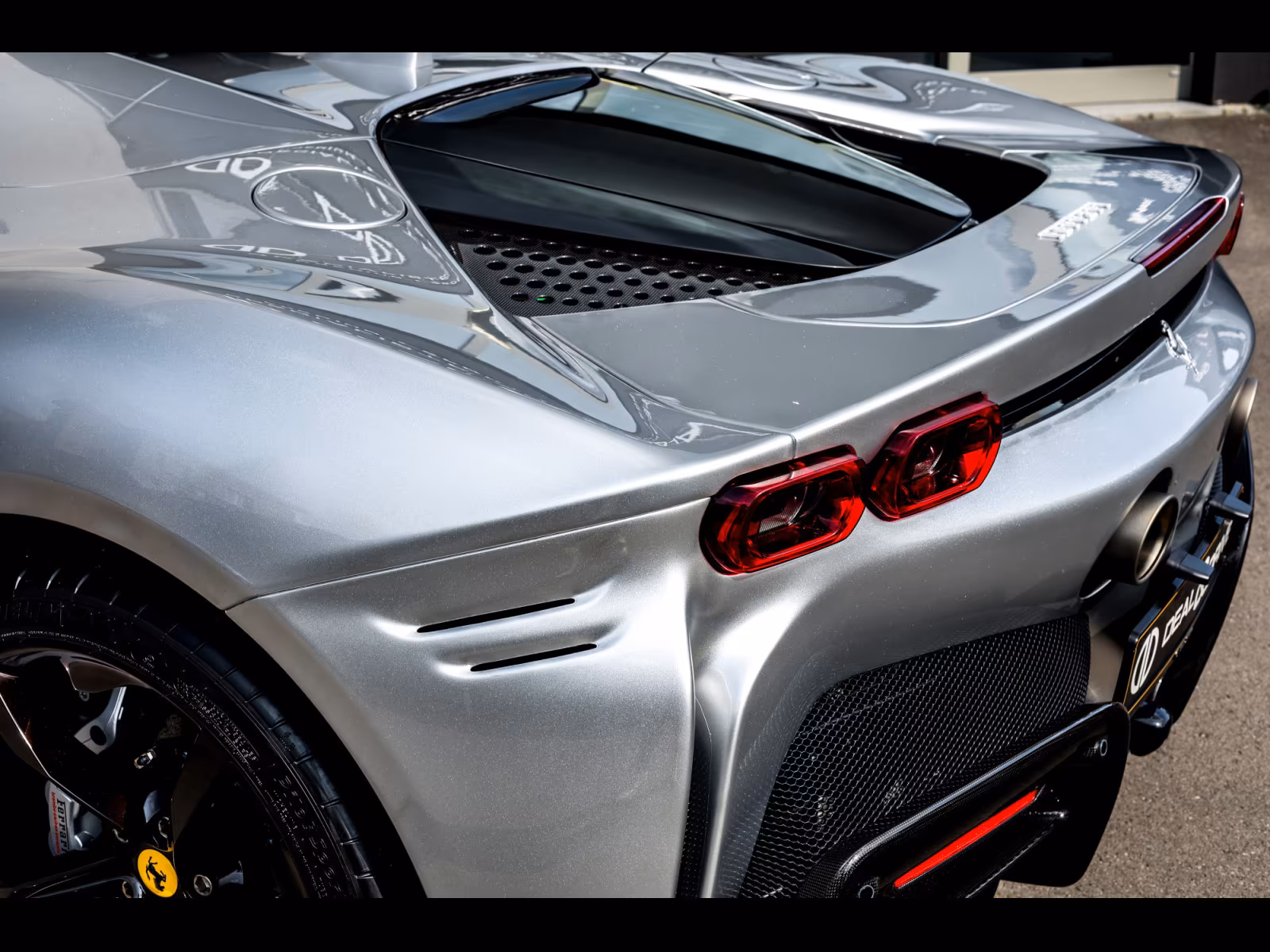 Ferrari SF90 (foto 11/29)
