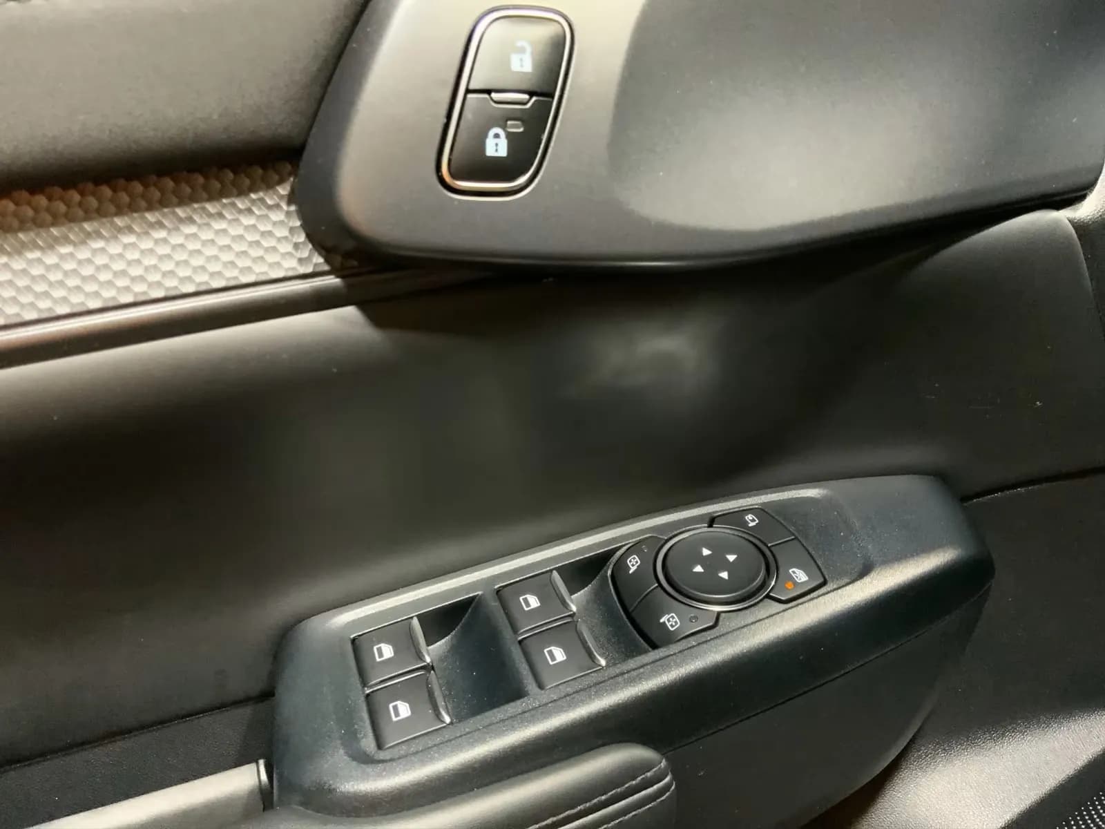 Ford Ranger Raptor (foto 12/22)