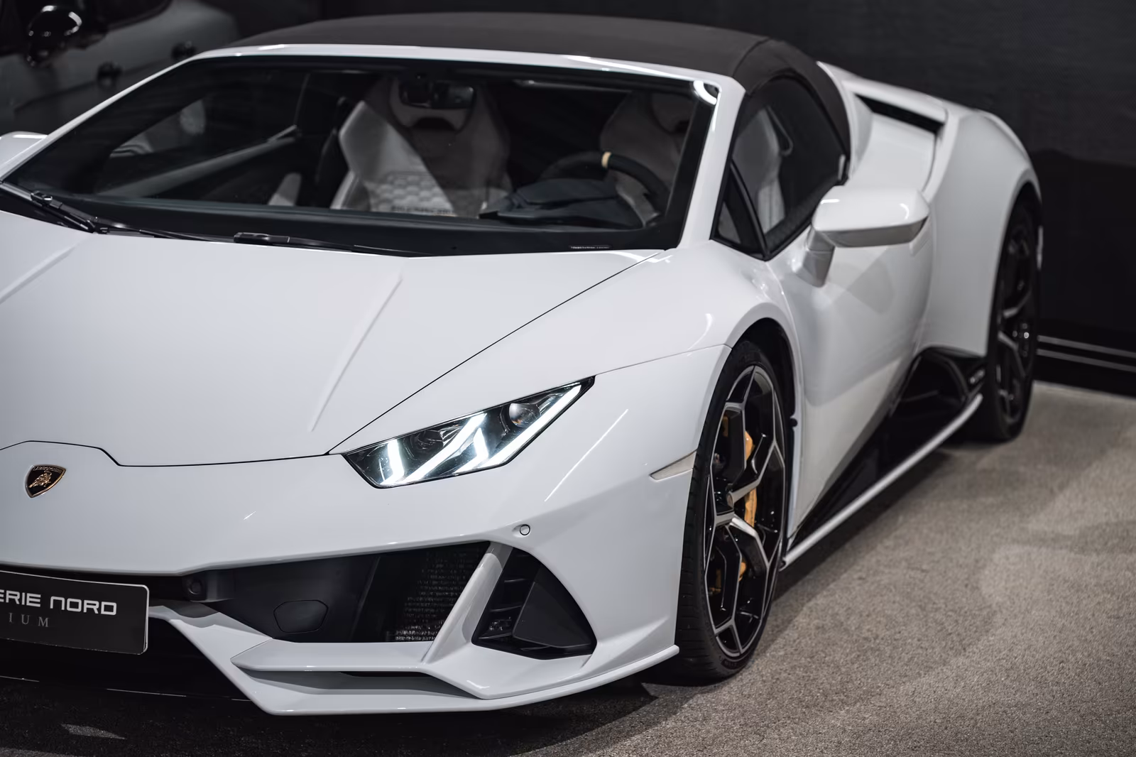 Lamborghini Huracan Evo (foto 2/15)