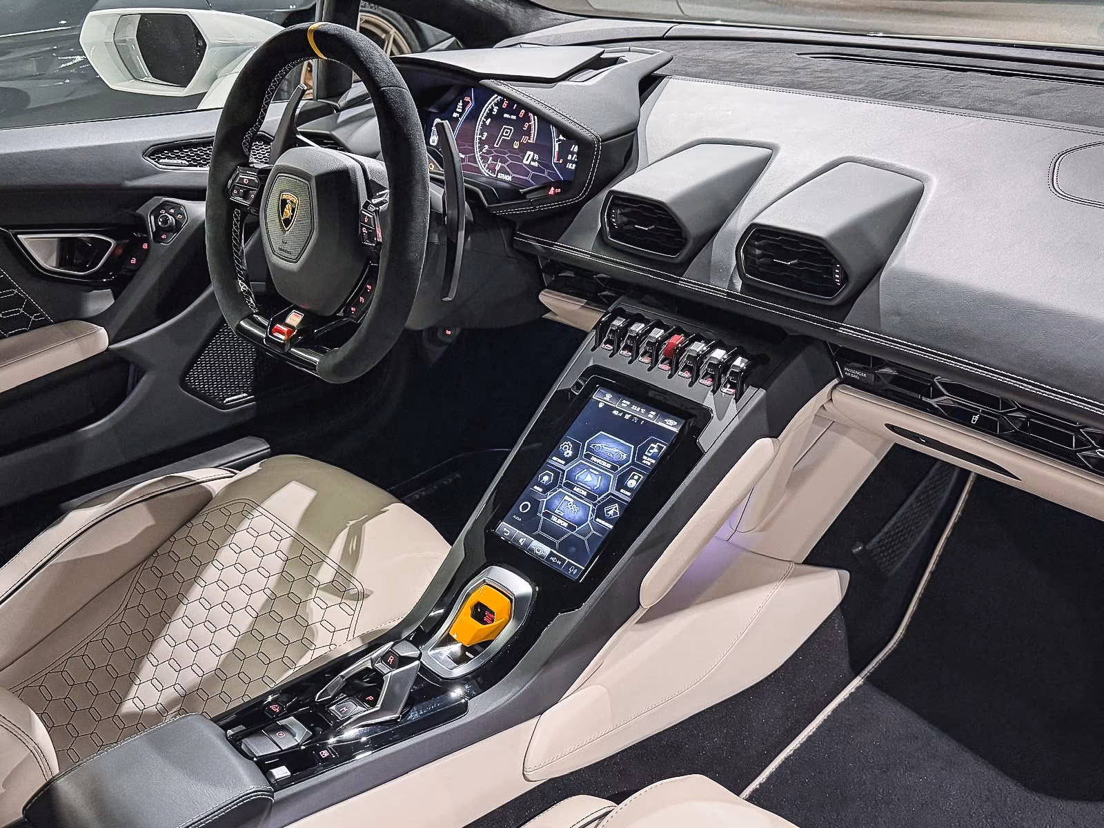 Lamborghini Huracan Evo (foto 13/15)