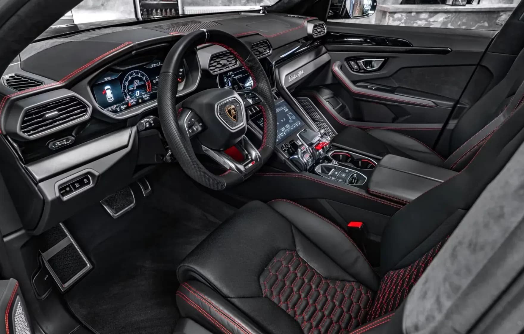 Lamborghini Urus (foto 10/19)