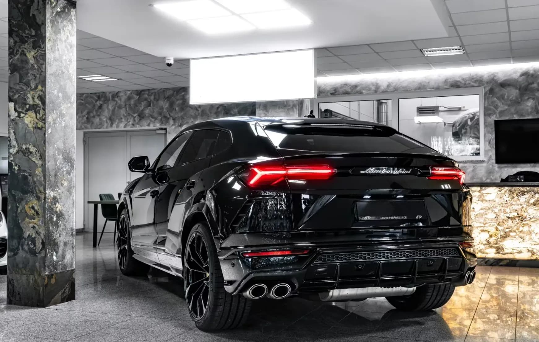 Lamborghini Urus (foto 6/19)