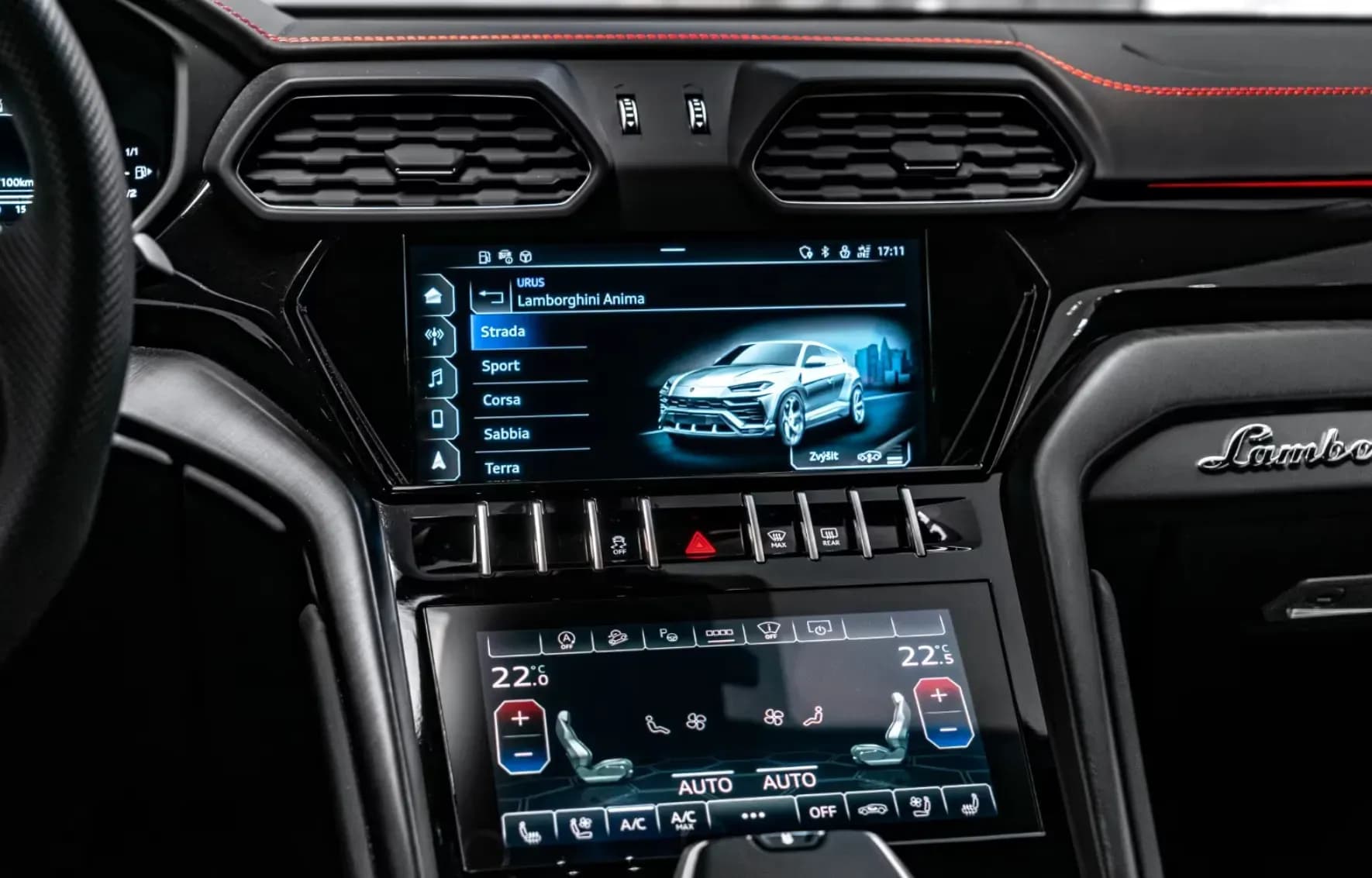 Lamborghini Urus (foto 14/19)