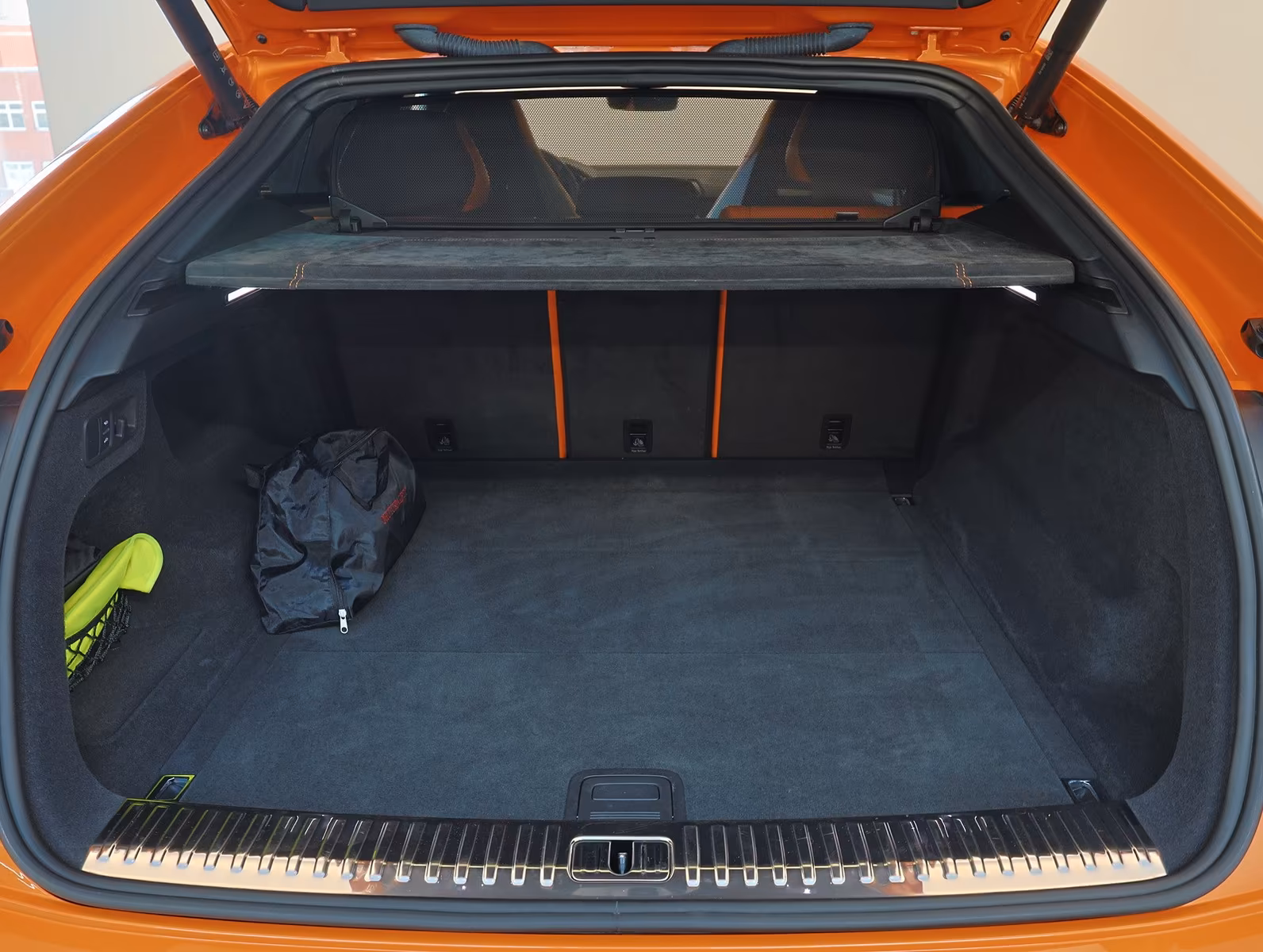 Lamborghini Urus (foto 17/24)