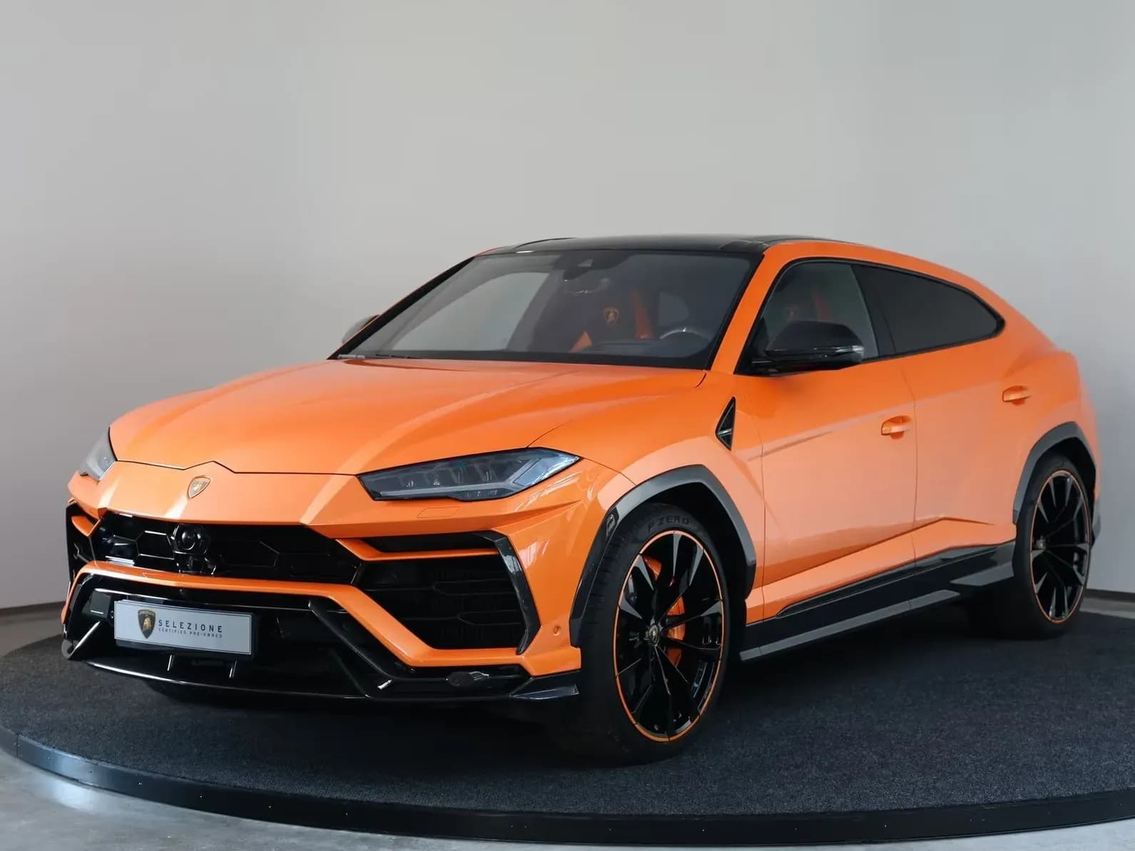 Lamborghini Urus (foto 6/24)