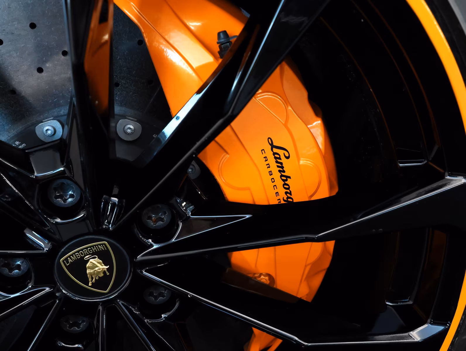 Lamborghini Urus (foto 16/24)