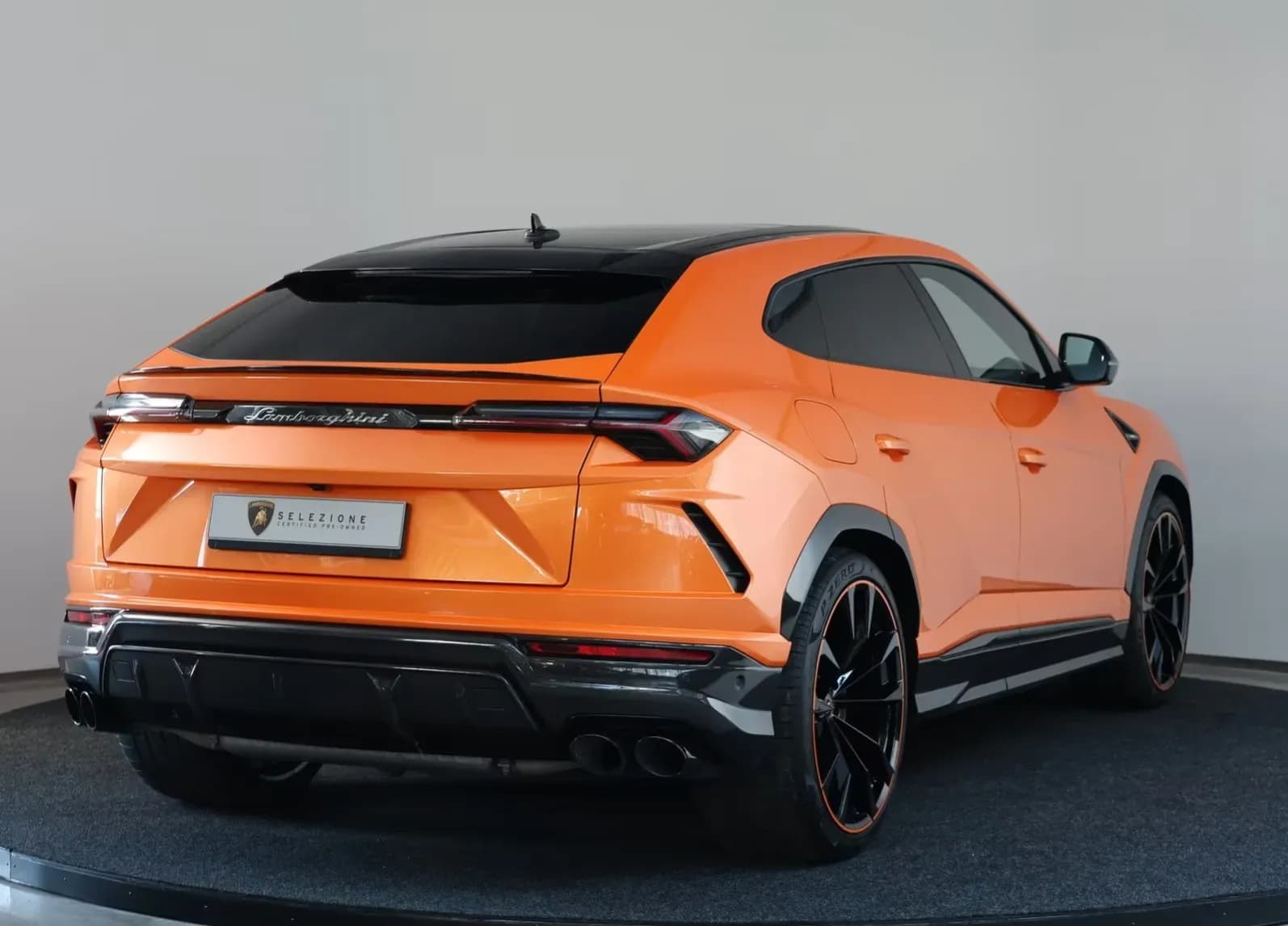 Lamborghini Urus (foto 7/24)