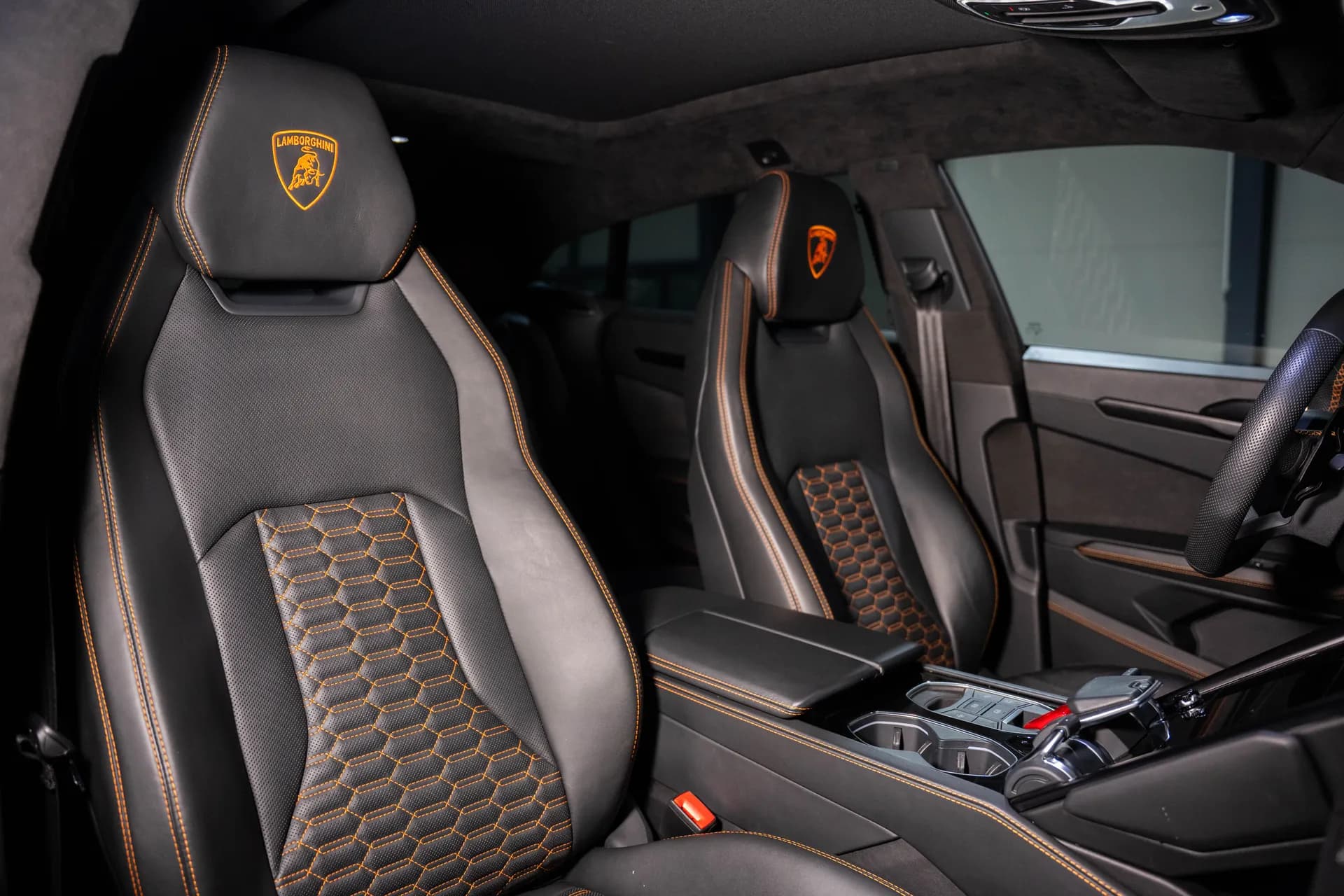 Lamborghini Urus (foto 9/18)