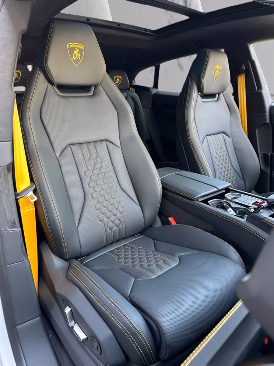 Lamborghini Urus SE (foto 11/23)