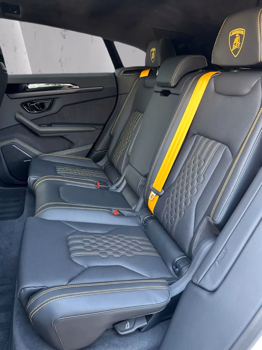 Lamborghini Urus SE (foto 16/23)