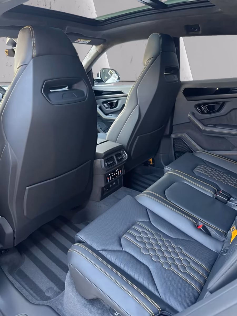 Lamborghini Urus SE (foto 22/23)
