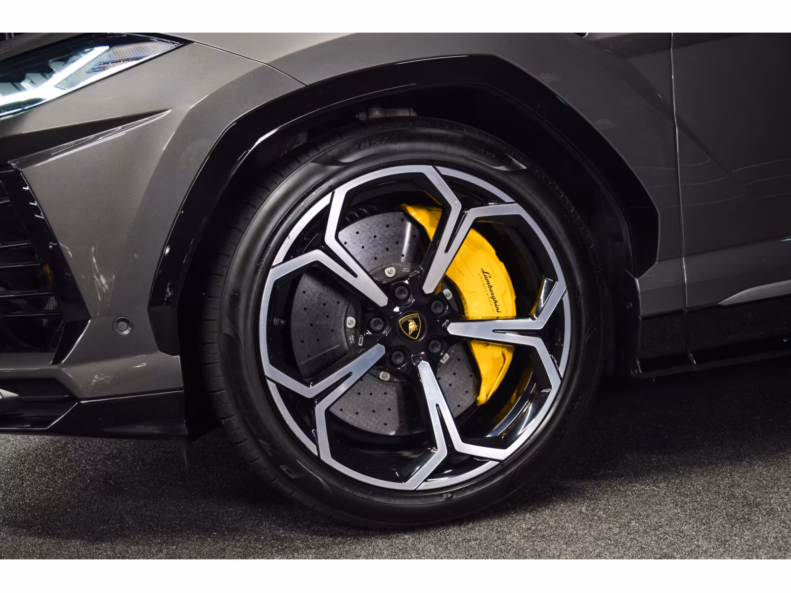 Lamborghini Urus (foto 2/29)