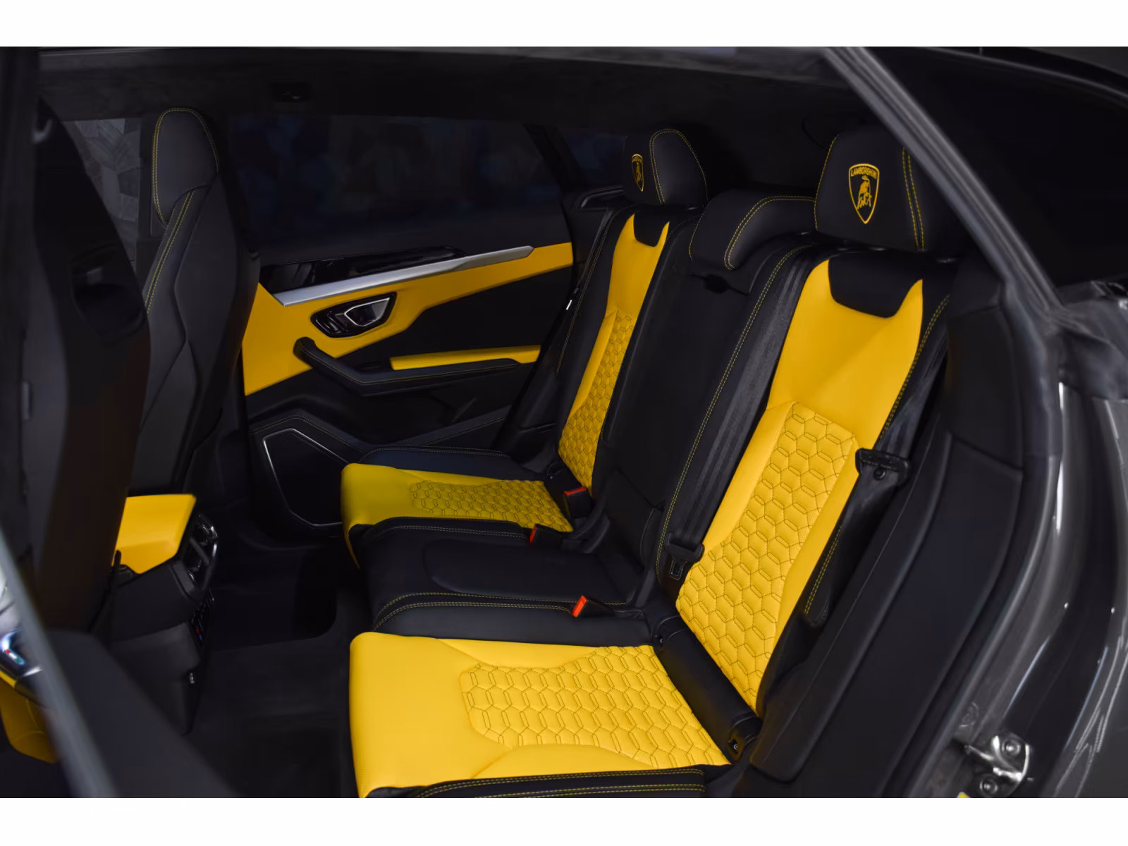 Lamborghini Urus (foto 27/29)