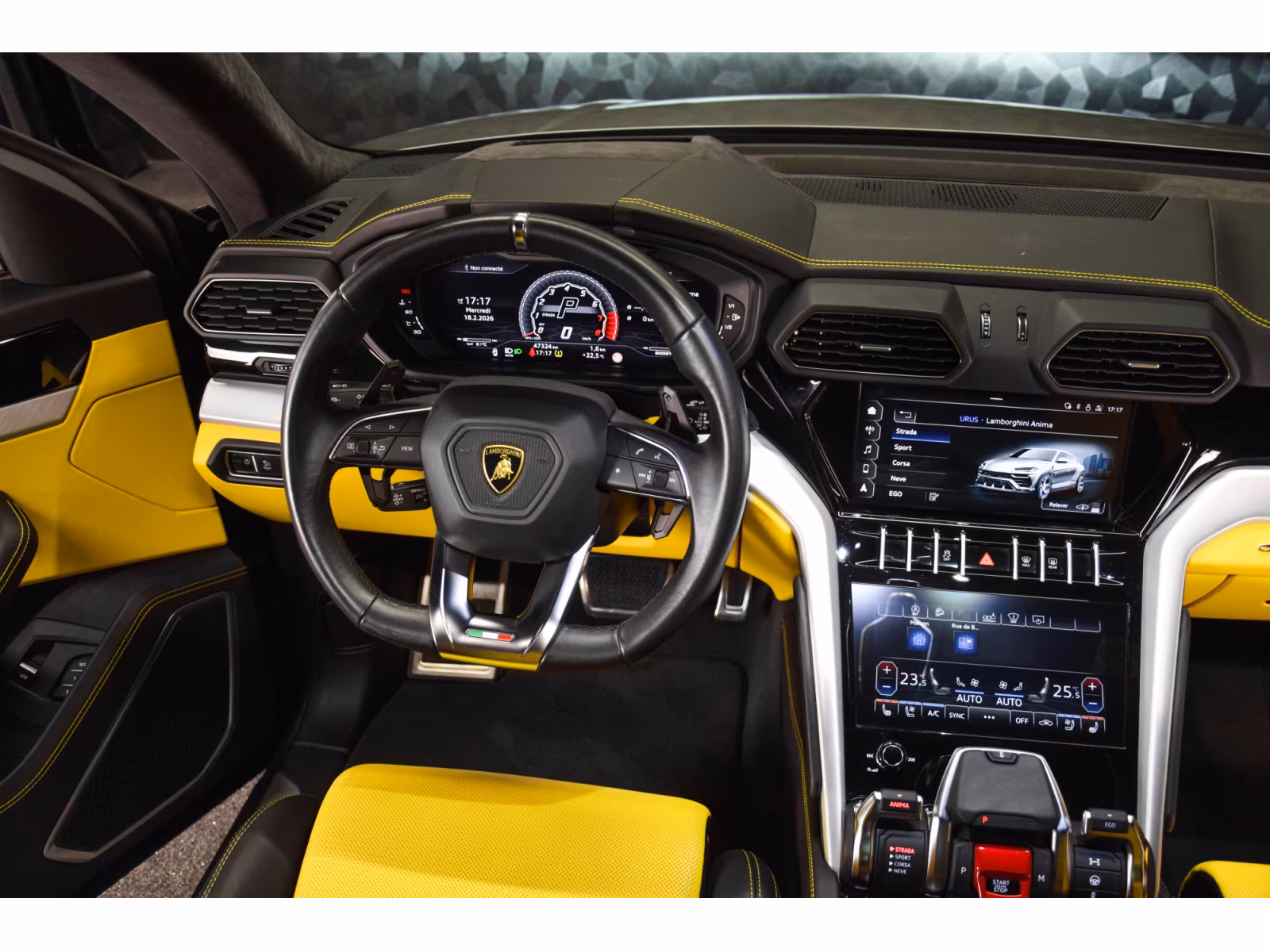Lamborghini Urus (foto 17/29)