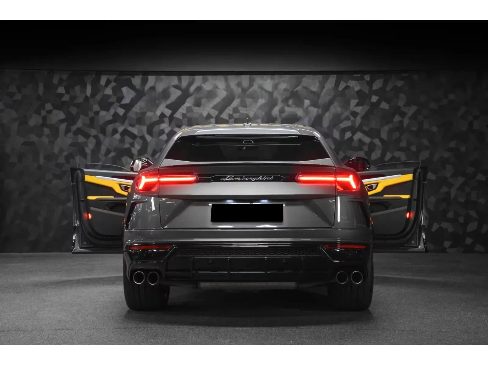 Lamborghini Urus (foto 8/29)
