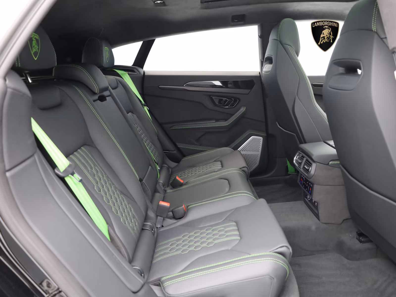 Lamborghini Urus SE (foto 21/22)