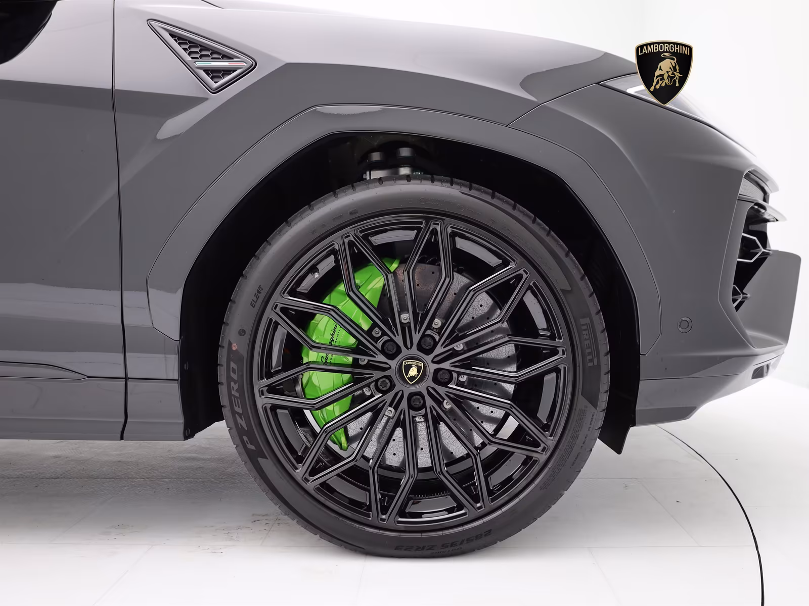Lamborghini Urus SE (foto 5/22)