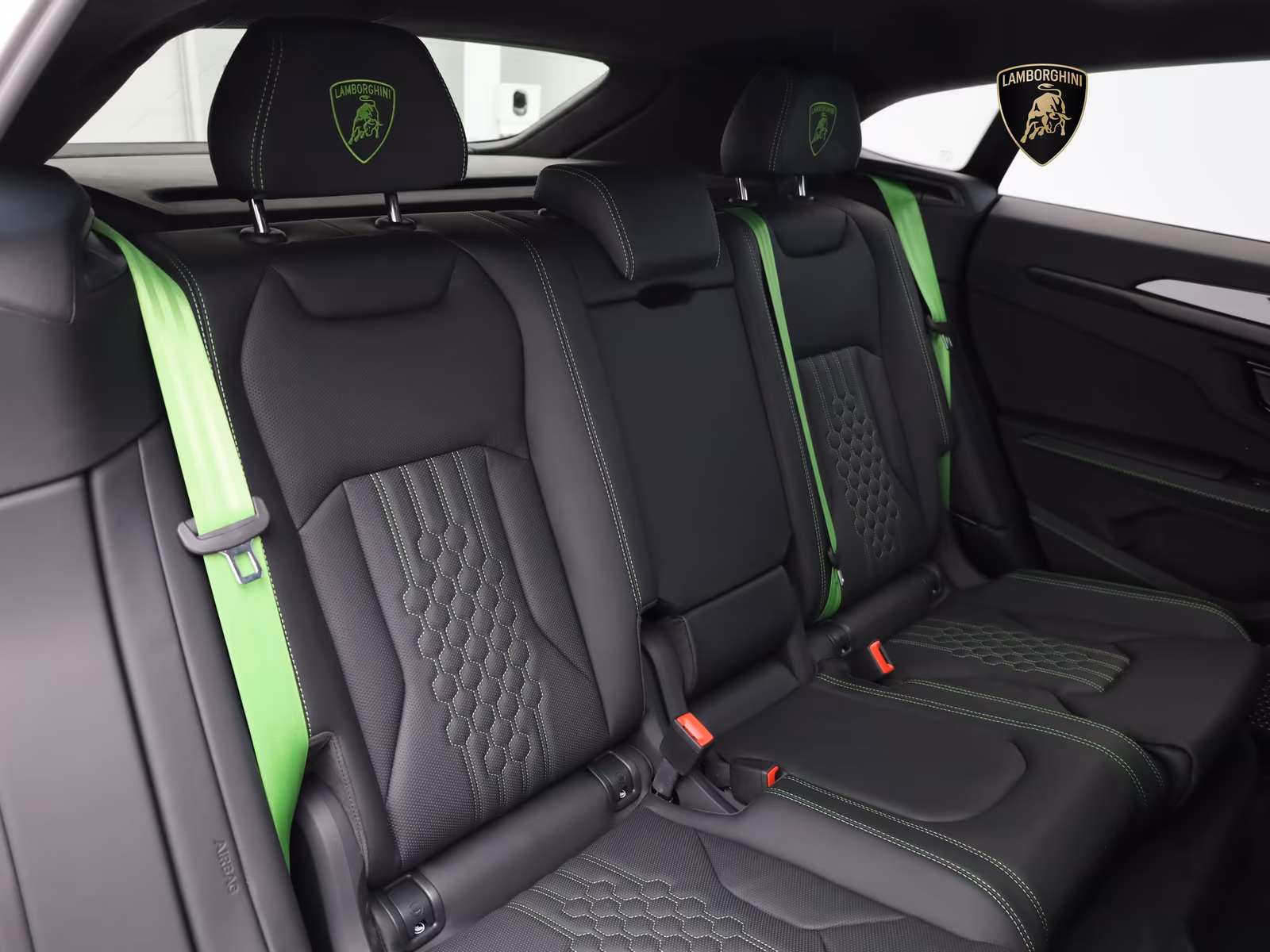 Lamborghini Urus SE (foto 15/22)