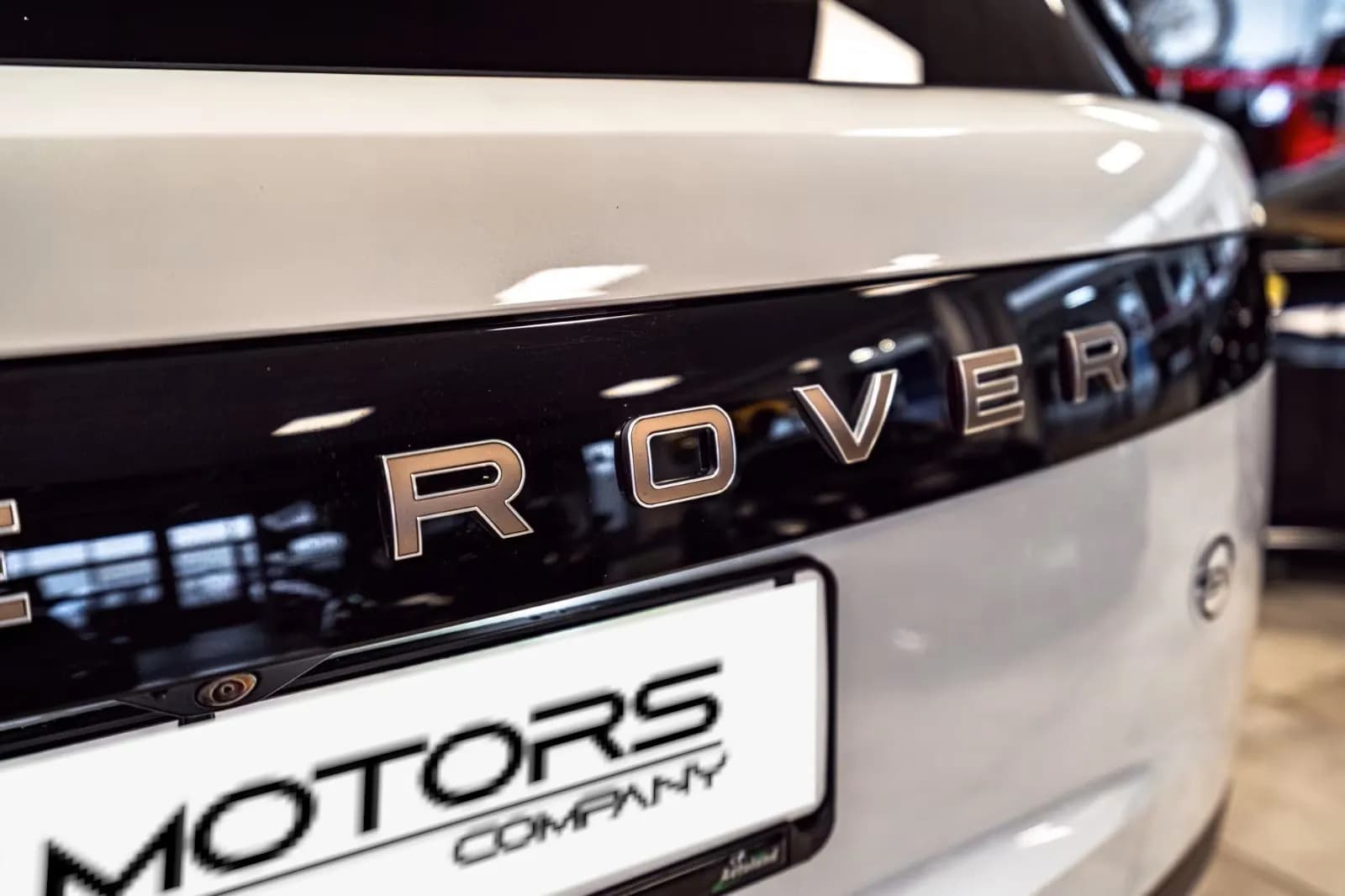 Land Rover Range Rover P615 LWB (foto 18/30)