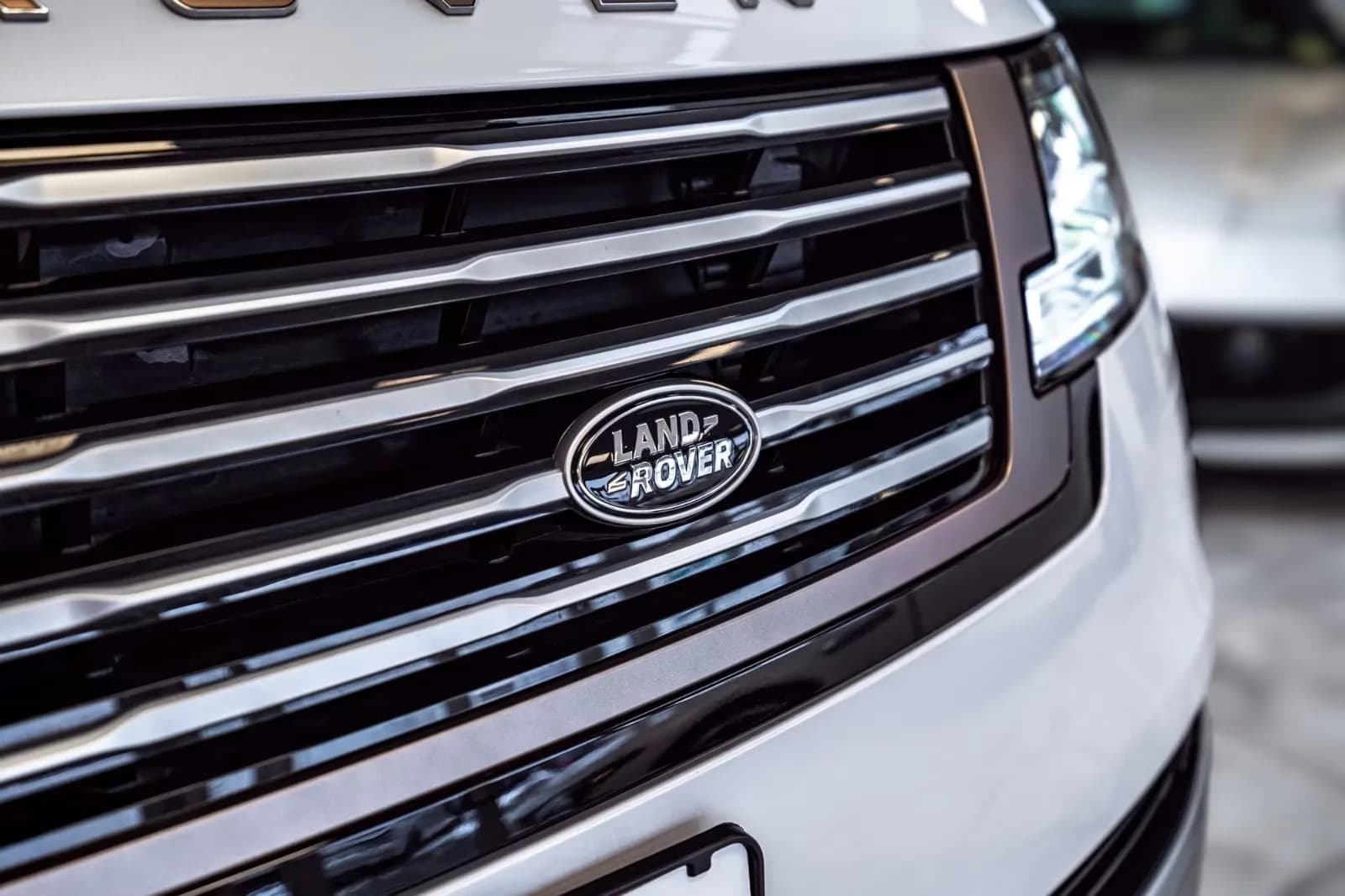 Land Rover Range Rover P615 LWB (foto 5/30)