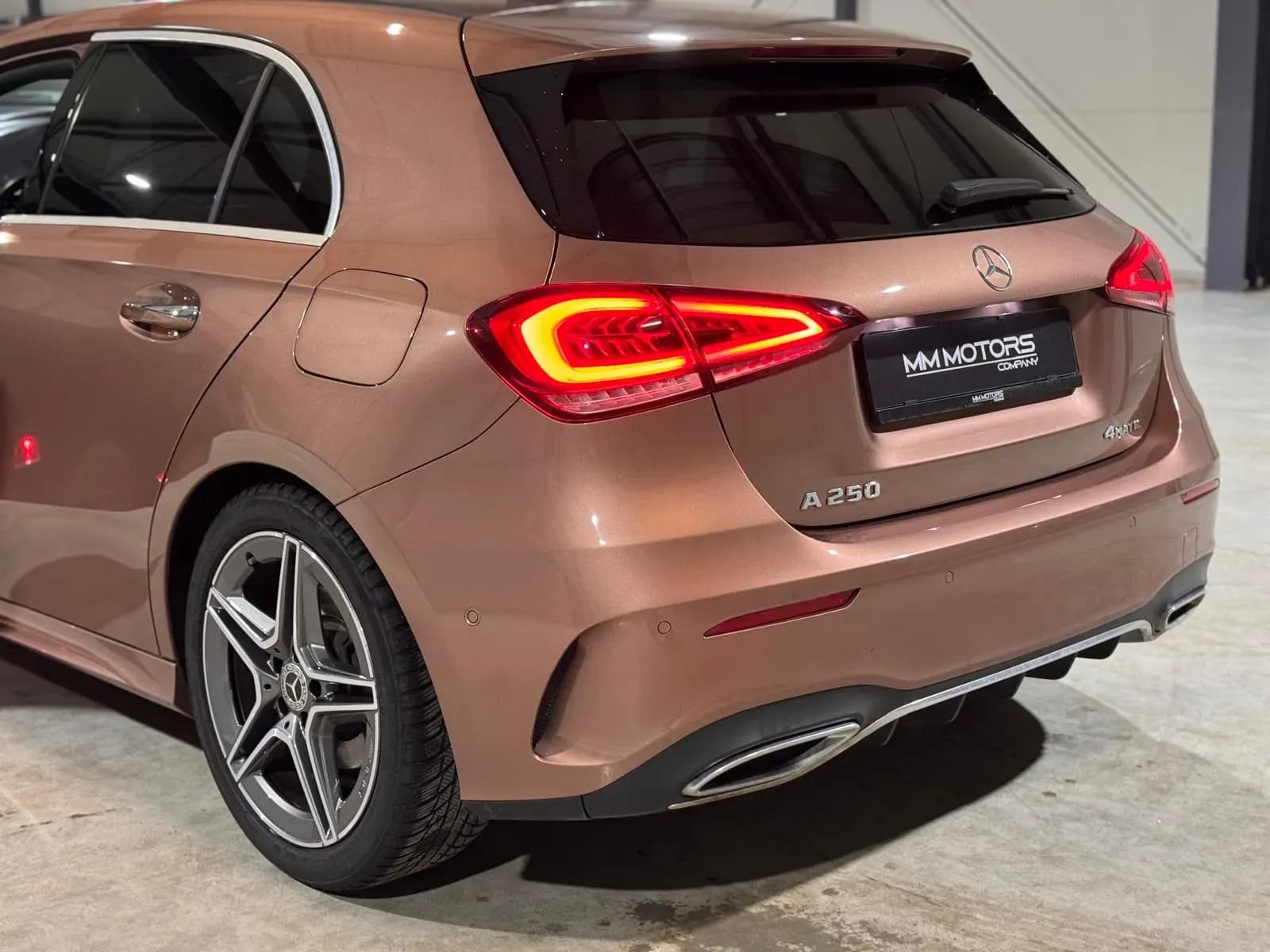 Mercedes-Benz A 250 (foto 20/24)