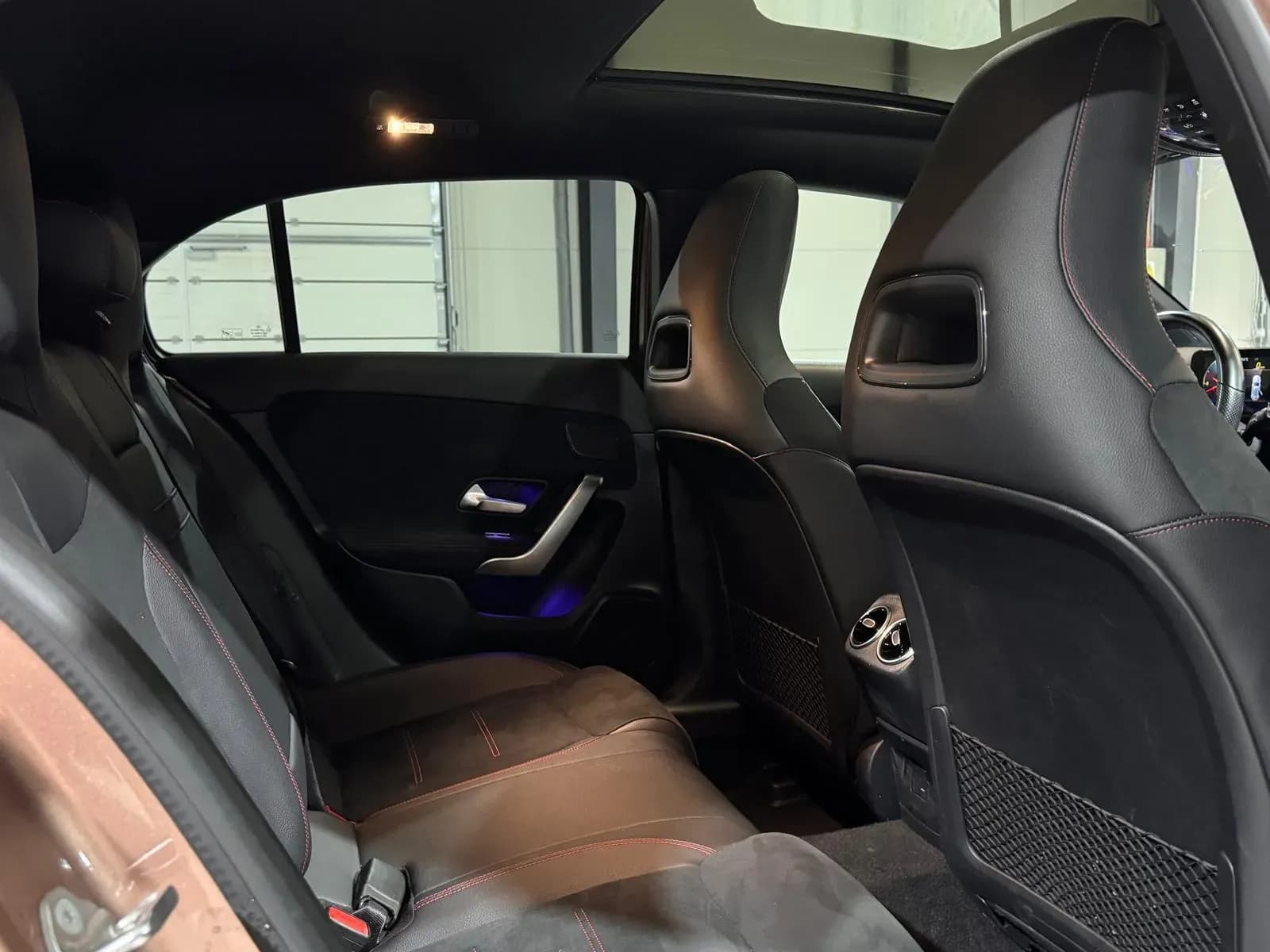 Mercedes-Benz A 250 (foto 24/24)